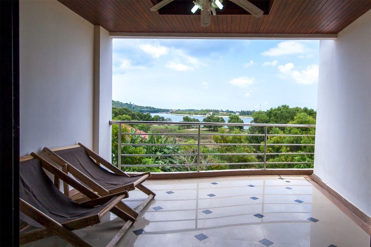 Chaweng Lakeview Condotel Koh Samui Exterior photo