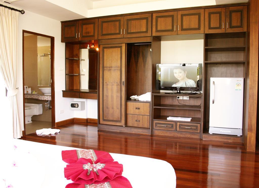 Chaweng Lakeview Condotel Koh Samui Exterior photo