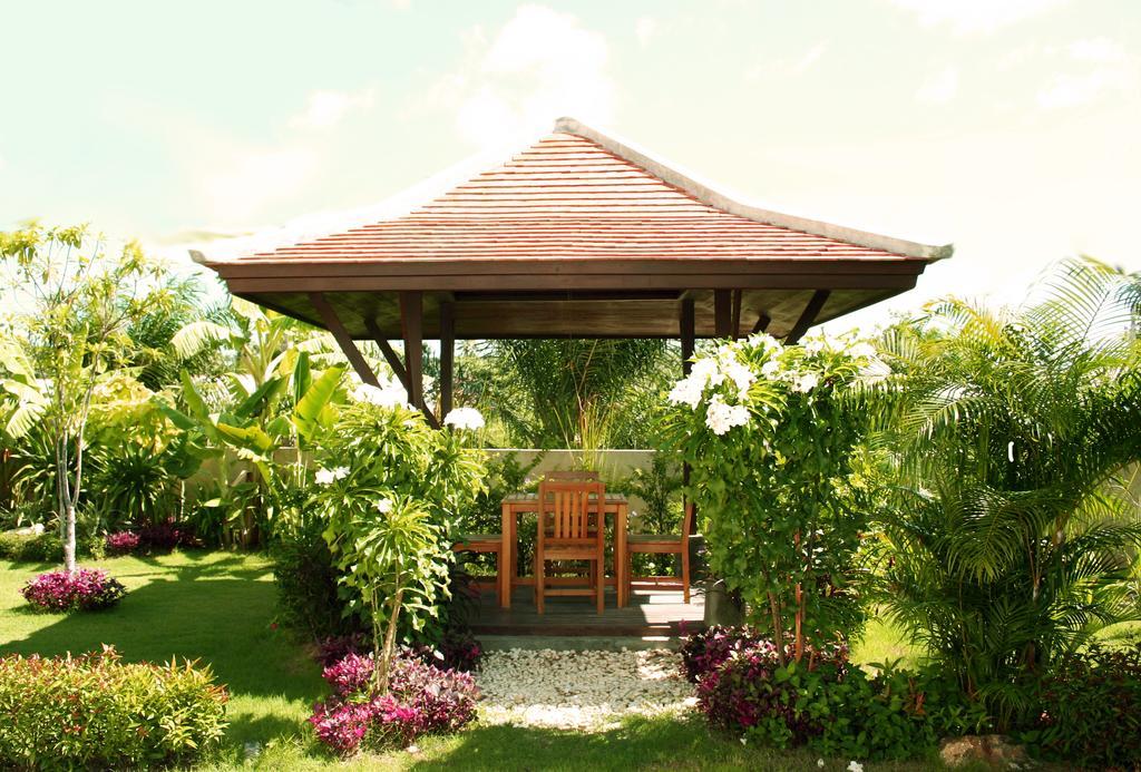 Chaweng Lakeview Condotel Koh Samui Exterior photo