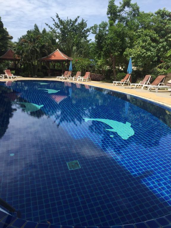 Chaweng Lakeview Condotel Koh Samui Exterior photo